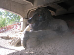 The Troll under the Aurora Bridge