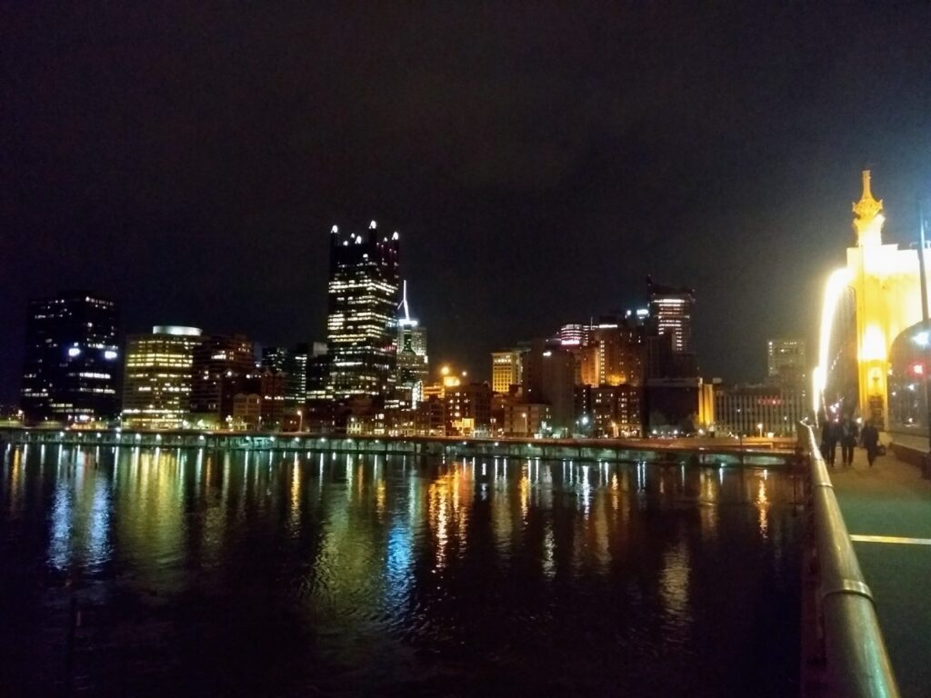 Night view from the Rachel Carson bridge in Pittsburg